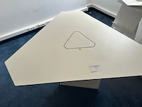 3 hoekige tafel - afbeelding 2 van  4