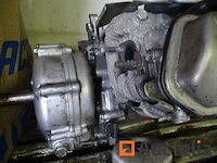 3 honda 270 cc motoren te reviseren - afbeelding 5 van  9