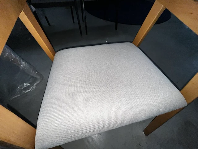 3 houten stoelen - afbeelding 5 van  5
