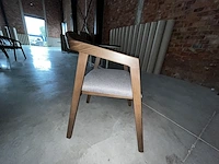 3 houten stoelen - afbeelding 3 van  7