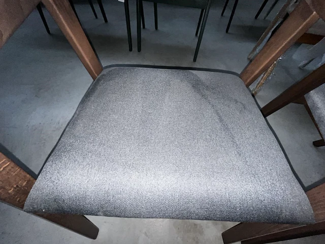 3 houten stoelen - afbeelding 6 van  7