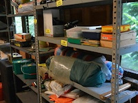 3 ijzeren rekken 200x100cm - afbeelding 1 van  3