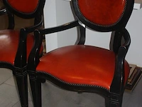 3 ingelijste gravures, 11 niet ingelijste gravures, 2 medaillonstoelen bekleed met rood leder (75,76,77) - afbeelding 4 van  7