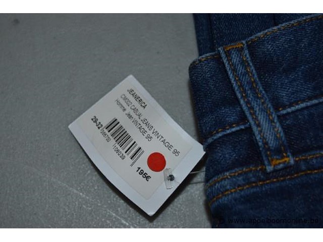 3 jeansbroeken maat 29-32 - afbeelding 2 van  4