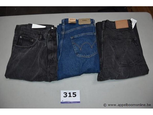 3 jeansbroeken maat 32-32 - afbeelding 1 van  2