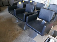 3 kappersstoelen - afbeelding 2 van  4