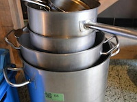 3 ketels + 3 pannen met gebruik sporen - afbeelding 1 van  3