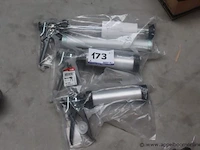 3 kitpistolen usag - afbeelding 1 van  2