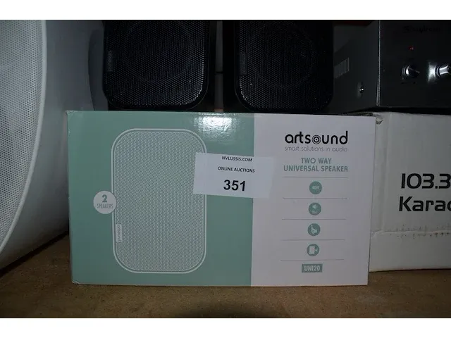 3 klankboxen p&a x-class 100fw 80hm, 2 speakers 40w met muurbeugel art sound, versterker skytronic - afbeelding 4 van  10