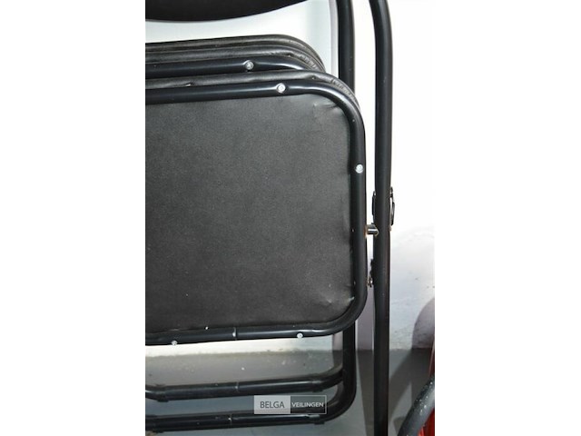 3 klapstoelen - afbeelding 2 van  3