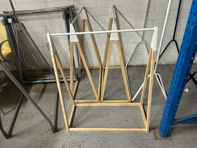 3 kledingrekken - afbeelding 1 van  3