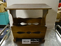 3 krantenbakken - afbeelding 1 van  4