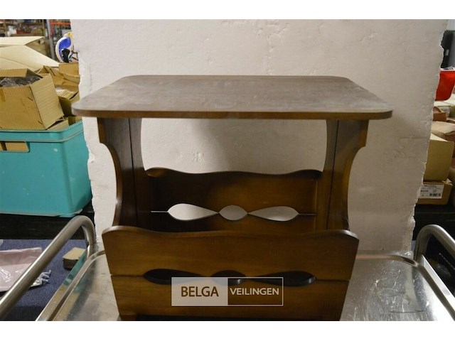 3 krantenbakken - afbeelding 3 van  4