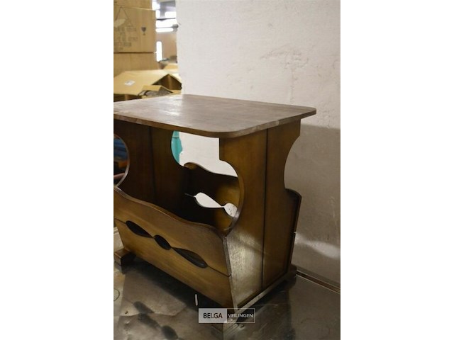 3 krantenbakken - afbeelding 4 van  4