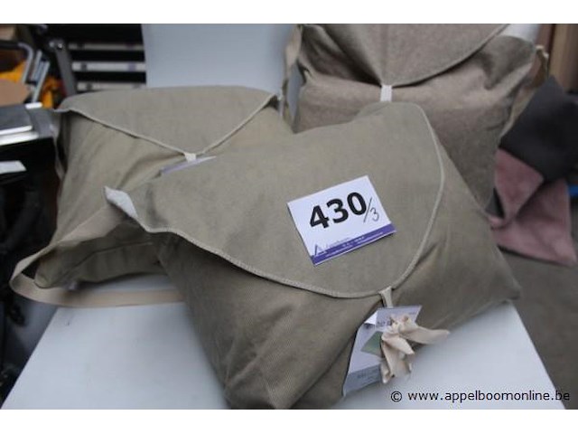 3 kussens - afbeelding 1 van  1