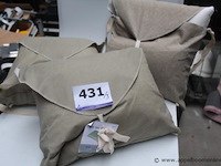 3 kussens - afbeelding 1 van  1