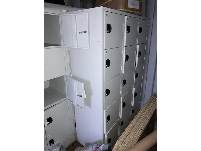 3 lockerkasten manutan - afbeelding 2 van  9