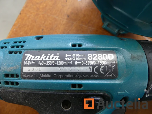 3 makita op accu boormachines - afbeelding 2 van  6