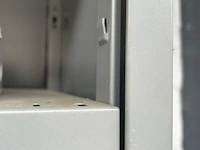 3 metalen kasten met inhoud - afbeelding 4 van  8