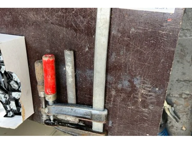 3 metalen kasten met inhoud - afbeelding 7 van  15