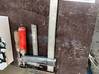 3 metalen kasten met inhoud - afbeelding 7 van  15