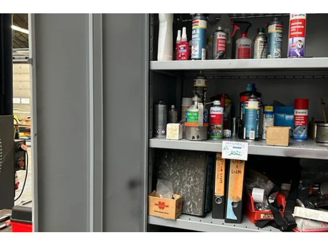 3 metalen kasten met inhoud - afbeelding 13 van  15