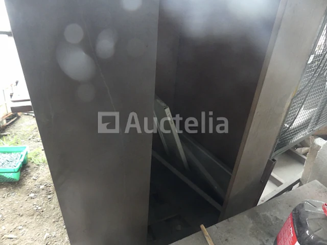 3 metalen kasten - afbeelding 1 van  10