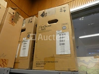 3 metalen planken en computerapparatuur - afbeelding 3 van  19