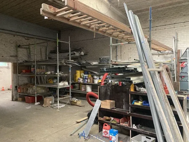 3 metalen rekken van plm 13 lpm - afbeelding 1 van  5