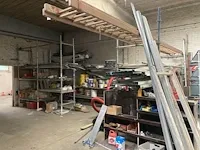 3 metalen rekken van plm 13 lpm - afbeelding 1 van  5