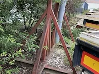 3 metalen steunen - afbeelding 3 van  3