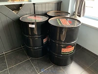 3 metalen tonnen - afbeelding 1 van  2