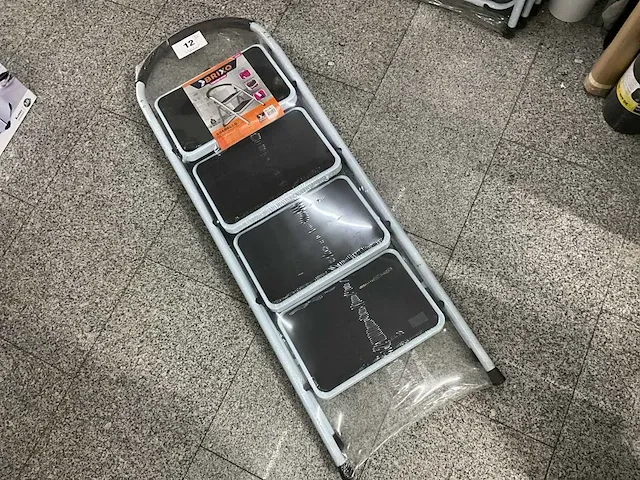 3 metalen trapladders brixo comfortstep - afbeelding 1 van  3