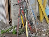 3 metskuipen, handgereedschap, waterpas, grote winkelhaak, tuingereedschap - afbeelding 2 van  10