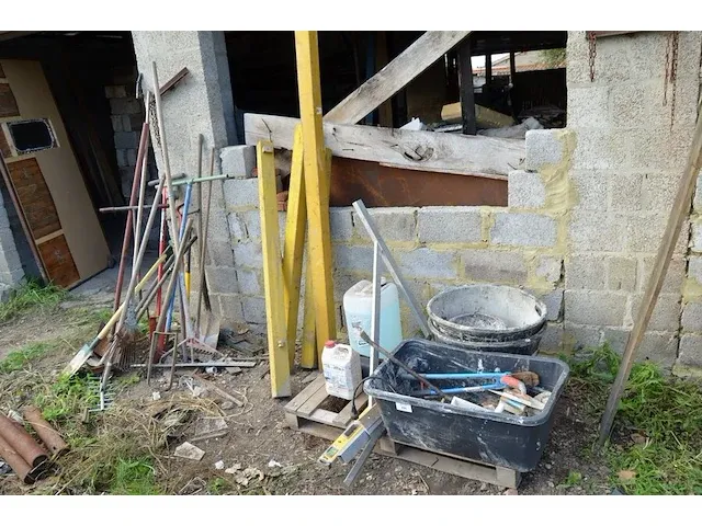 3 metskuipen, handgereedschap, waterpas, grote winkelhaak, tuingereedschap - afbeelding 1 van  10