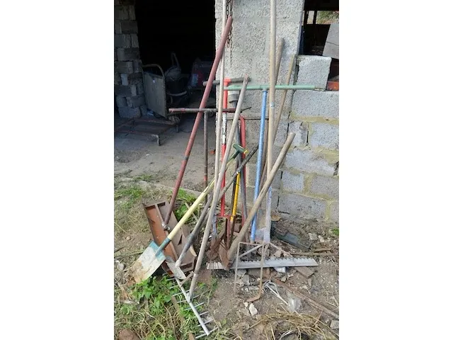 3 metskuipen, handgereedschap, waterpas, grote winkelhaak, tuingereedschap - afbeelding 10 van  10