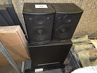 3 muziekboxen funktion-one 2 x f-81 + 1 x sb210a - afbeelding 1 van  8