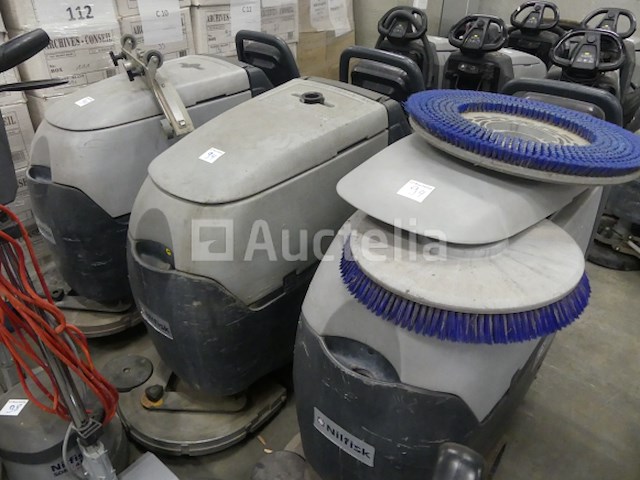 3 nilfisk ba 451d reinigingsmachines - afbeelding 4 van  8