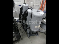 3 nilfisk gd5 rugzakstofzuigers op batterijen - afbeelding 1 van  3