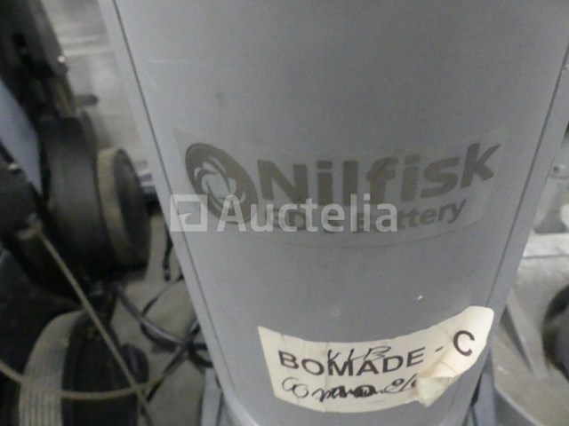 3 nilfisk gd5 rugzakstofzuigers op batterijen - afbeelding 2 van  3