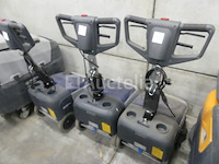 3 nilfisk sc 351 reinigingsmachines - afbeelding 1 van  6