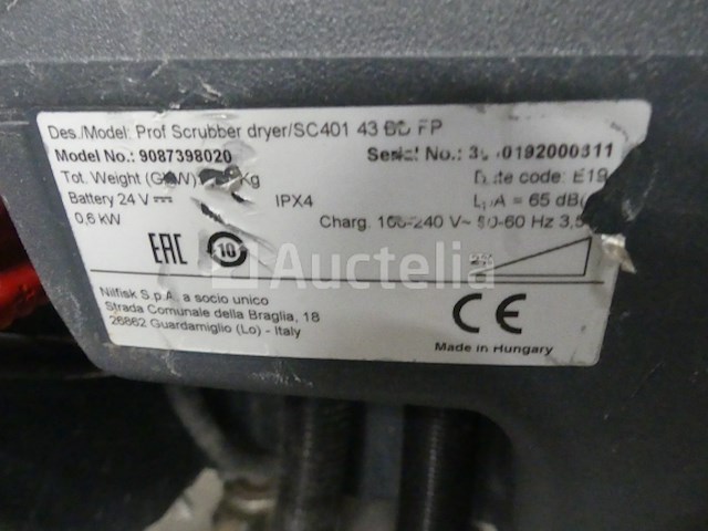 3 nilfisk sc401 reinigingsmachines - afbeelding 2 van  8