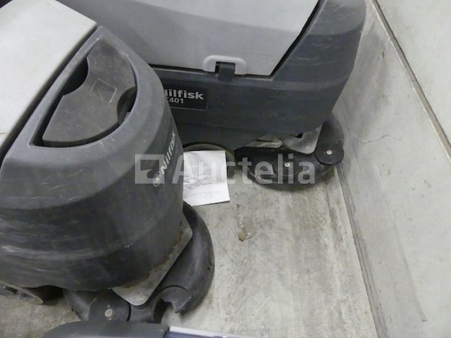 3 nilfisk sc401 reinigingsmachines - afbeelding 7 van  8
