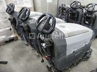 3 nilfisk sc401 reinigingsmachines - afbeelding 2 van  13