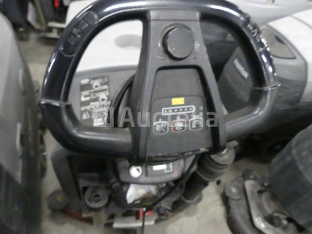 3 nilfisk sc401 reinigingsmachines - afbeelding 11 van  13