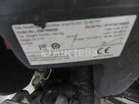 3 nilfisk sc401 reinigingsmachines - afbeelding 1 van  7