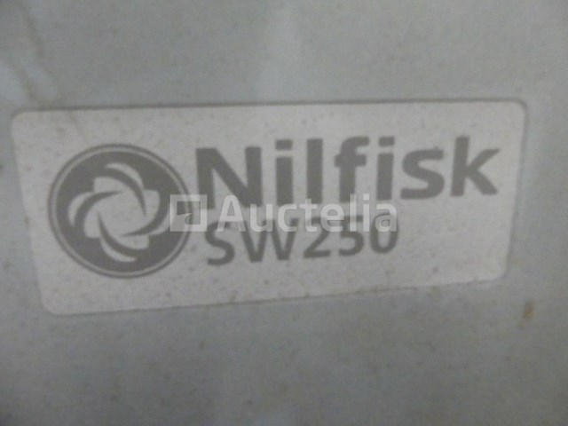 3 nilfisk sw250 handmatige vloerborstels - afbeelding 3 van  4