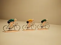 3 oude wielrennertjes - afbeelding 2 van  5