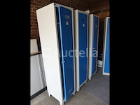 3 overtoom kleedkamers - afbeelding 2 van  9