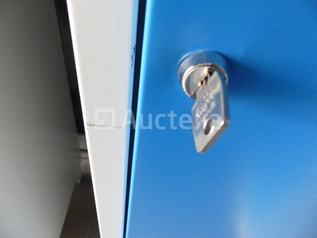 3 overtoom kleedkamers - afbeelding 6 van  9